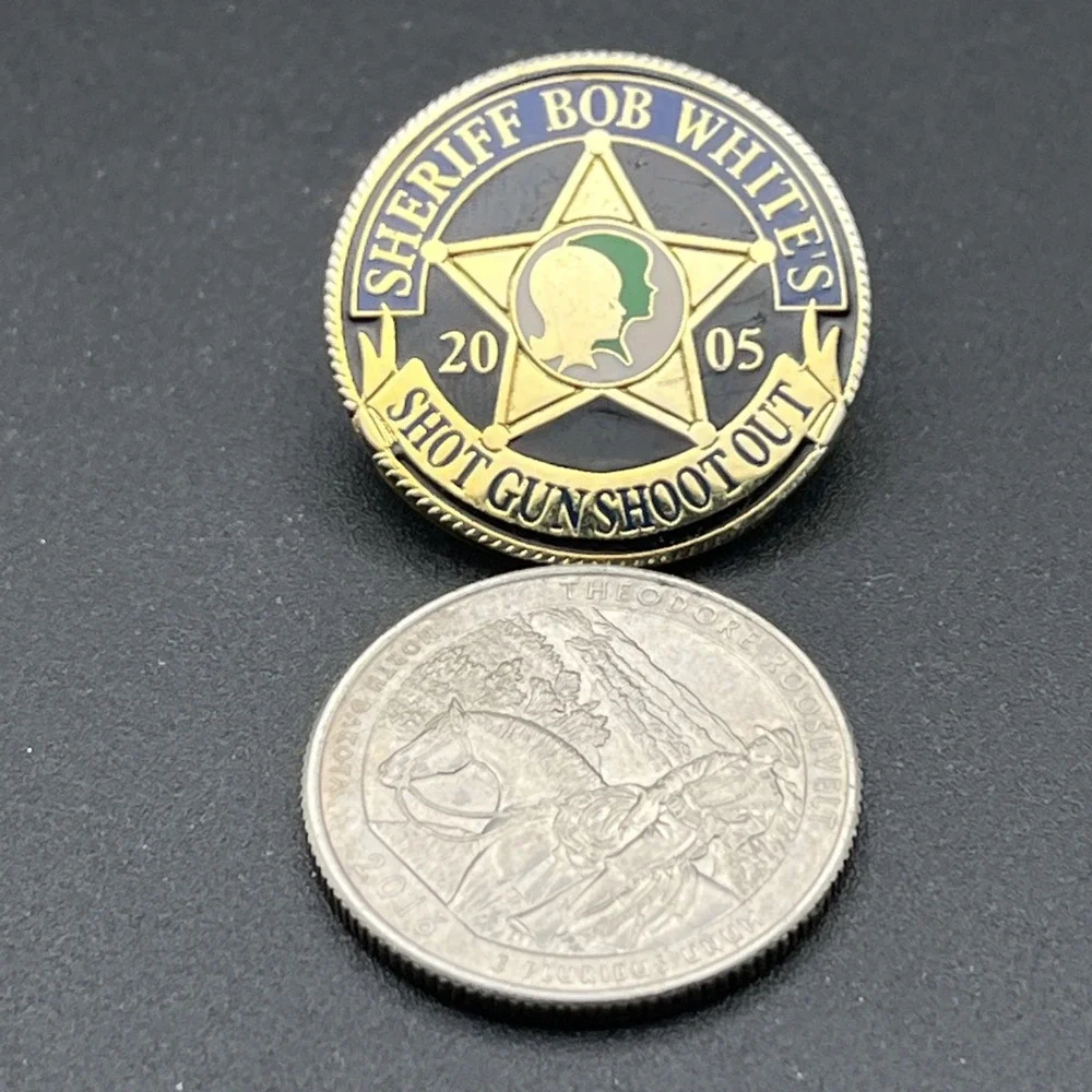 2005 Sheriff Bob White's Shot Gun Shoot Out Lapel Hat‎ Pin